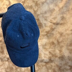 Nike Corduroy Cap - black